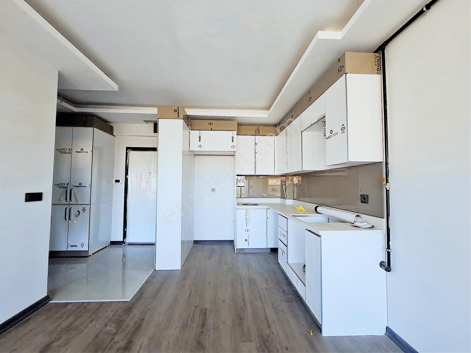 İncek Emlak'tan Geniş M2 Masrafsız İskanlı 1+1 Satılık Daire - Görsel 17