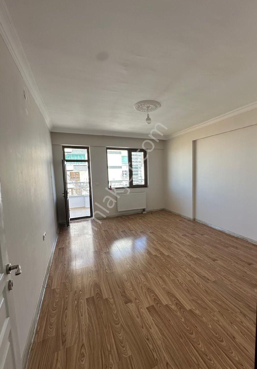 Winstown Avm Civarı Ara Kat Kiralık 3+1 Daire - Görsel 7