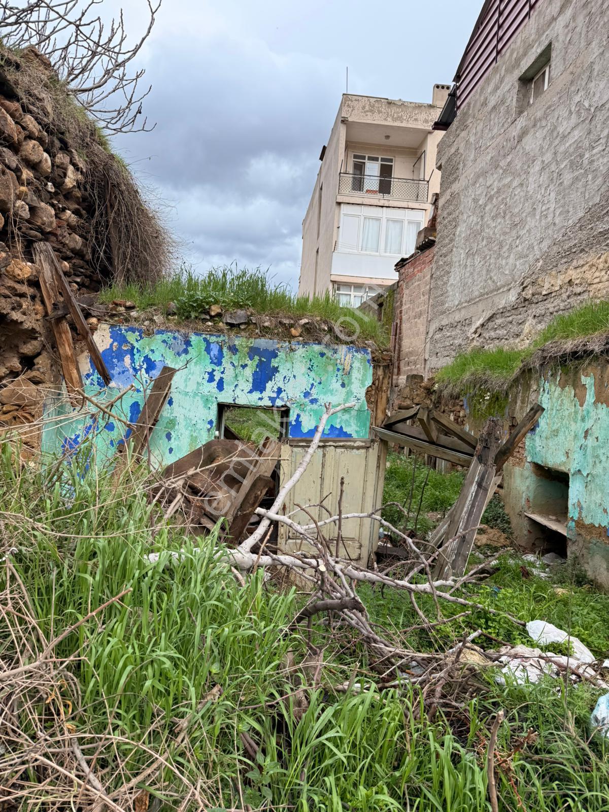 Manisa Alaşehir Alper Gayrimenkulden Sakarya Mah.satılık Uygun Fiyat 146 M2 Arsa - Görsel 8