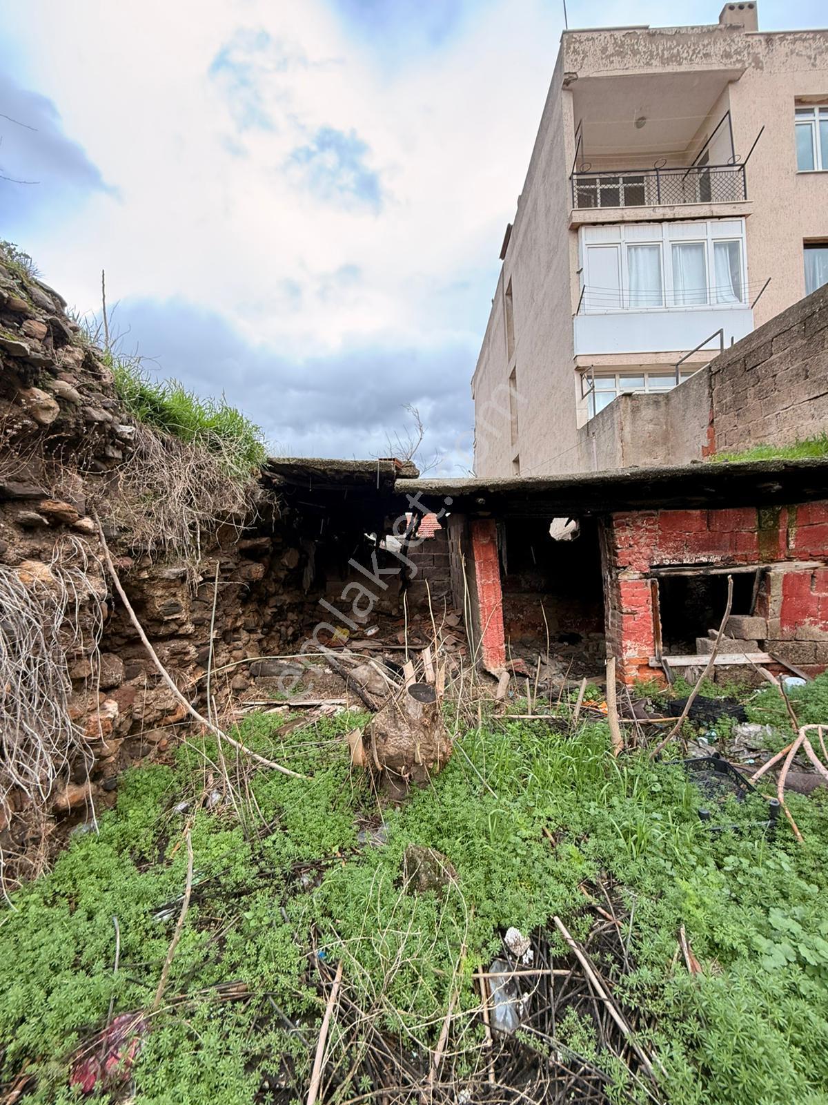 Manisa Alaşehir Alper Gayrimenkulden Sakarya Mah.satılık Uygun Fiyat 146 M2 Arsa - Görsel 7