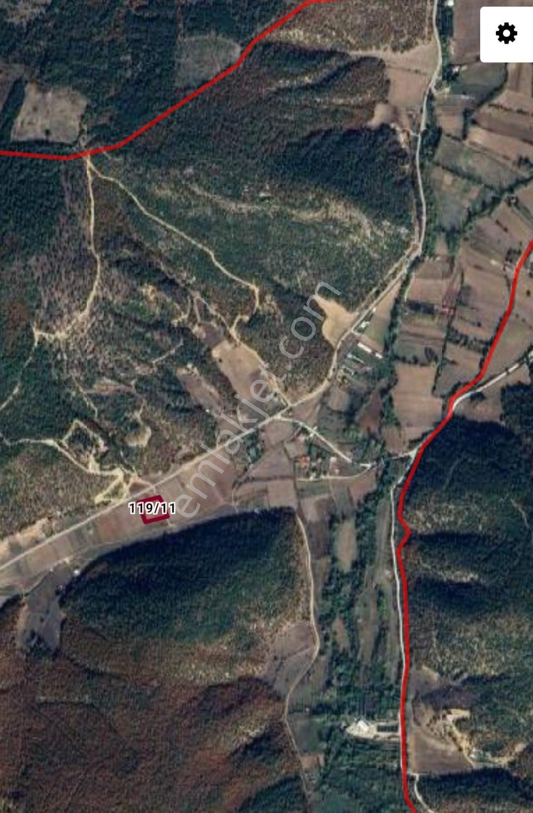 Hilal Akın Emlak’tan Bozüyük Çaydere Köyü’nde Satılık Tarla