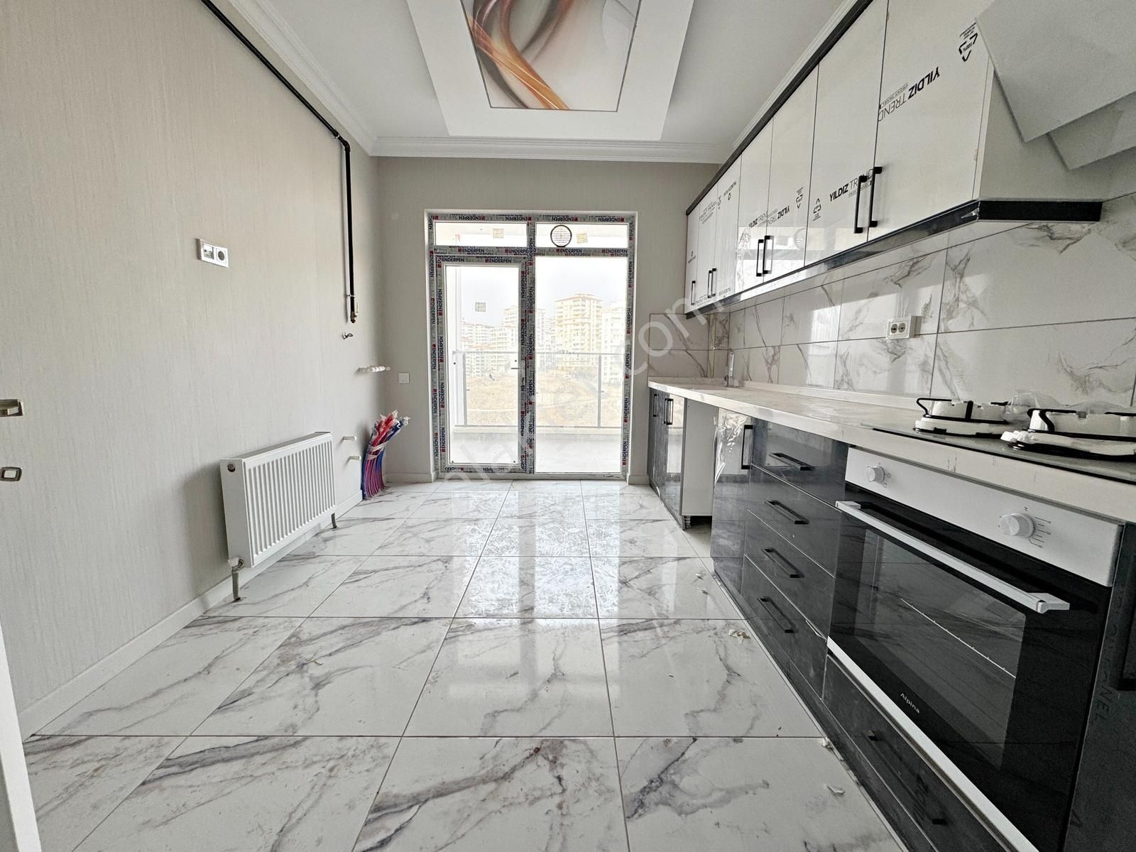 3+1 10.kat Sıfır Site İçi Cepheleri Açık Oturuma Hazır İskanlı - Görsel 3