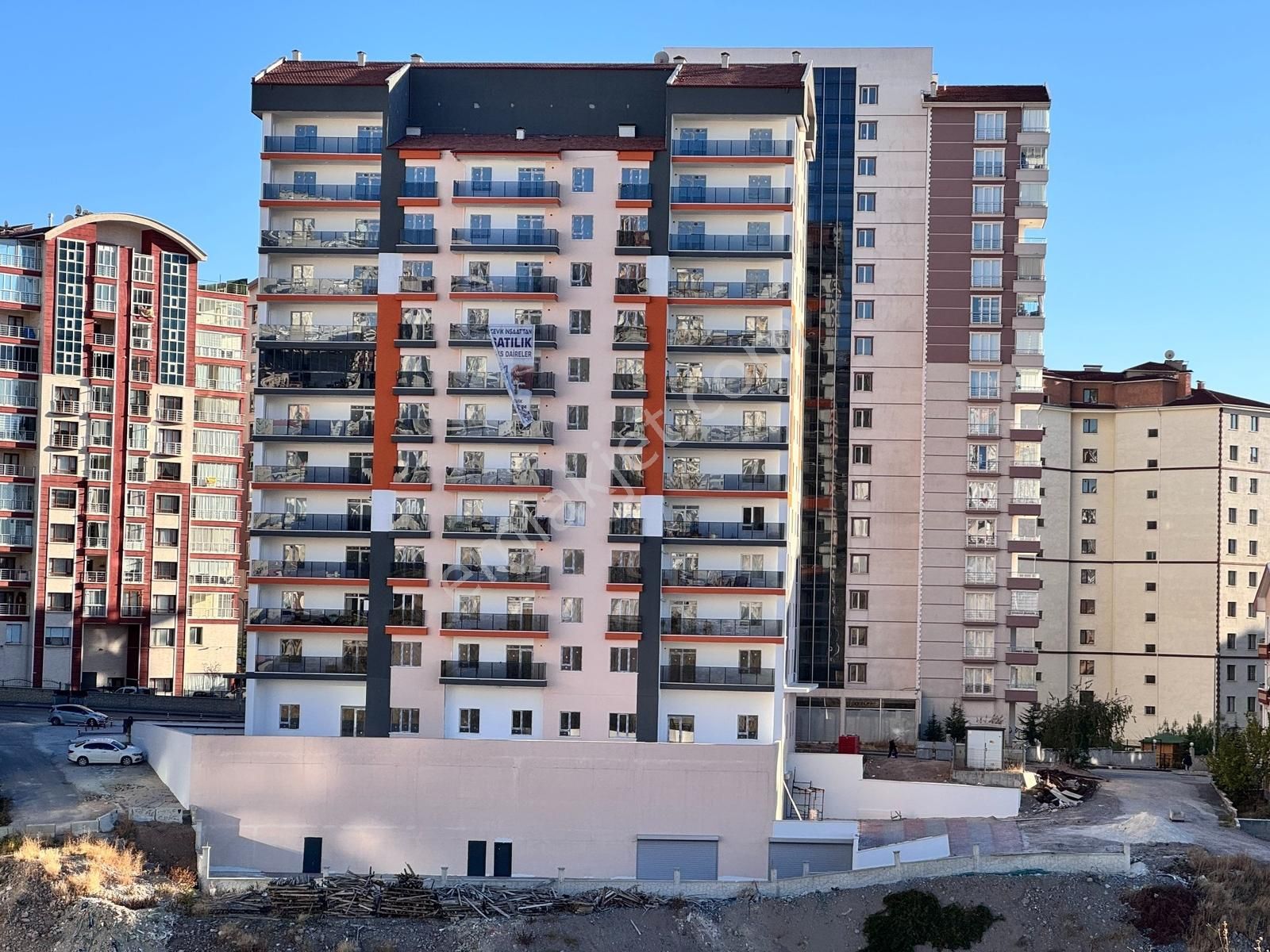 3+1 10.kat Sıfır Site İçi Cepheleri Açık Oturuma Hazır İskanlı