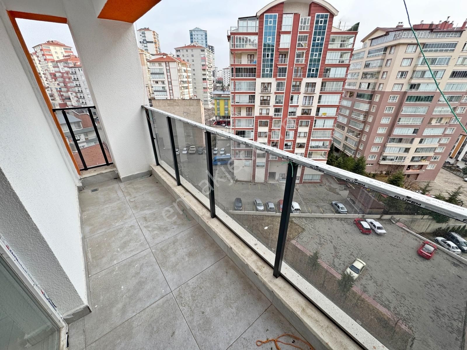 3+1 10.kat Sıfır Site İçi Cepheleri Açık Oturuma Hazır İskanlı - Görsel 22