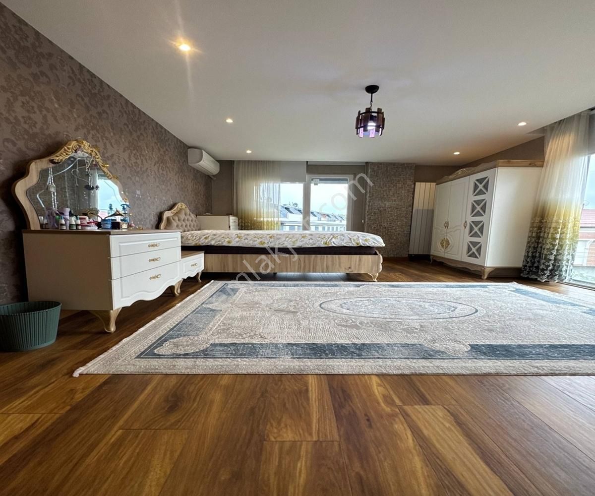 Full Konseptli Eşsiz Deniz Manzaralı Site İçi Asansörlü Villa - Görsel 6