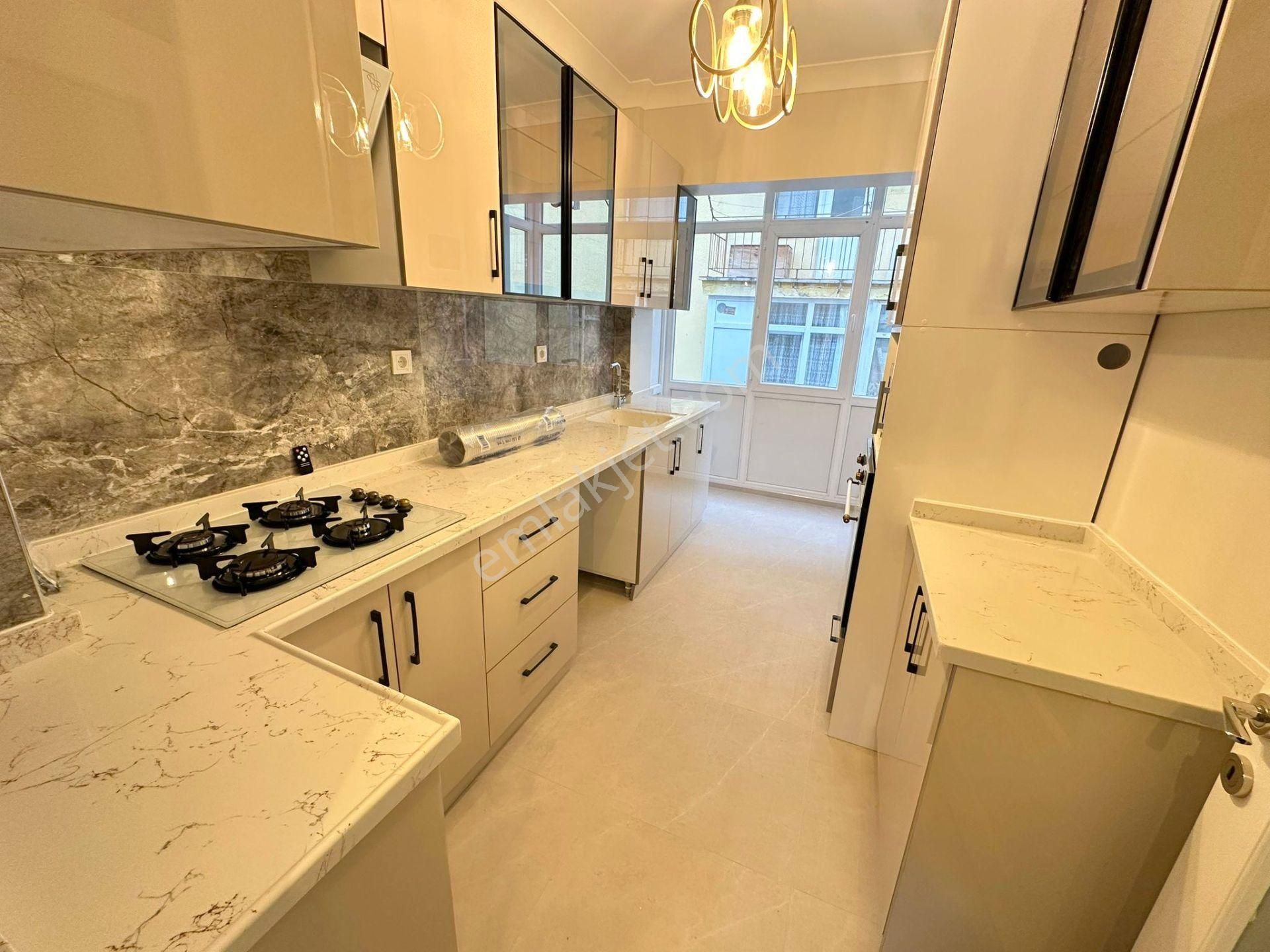 Şafak'tan Ftz Avm-metro Yakını 3+1 Ultra Lüks Orta Kat Güney!