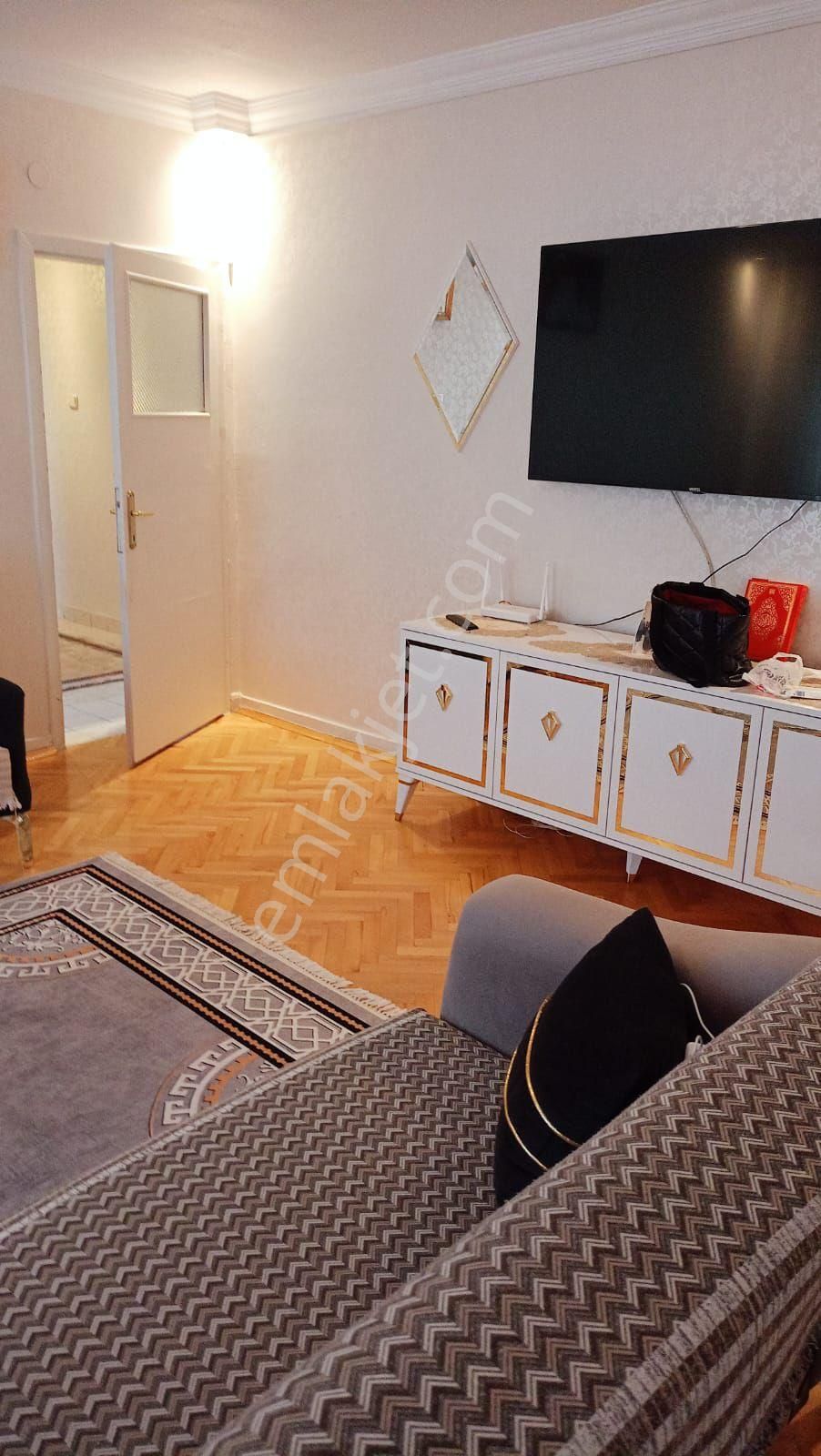 Plevne Mah*cadde Üzeri*2.ara Kat*110 M²*merkezi Konum*3+1*iskanlı*kredi Limiti Yok*çift Balkon - Görsel 2