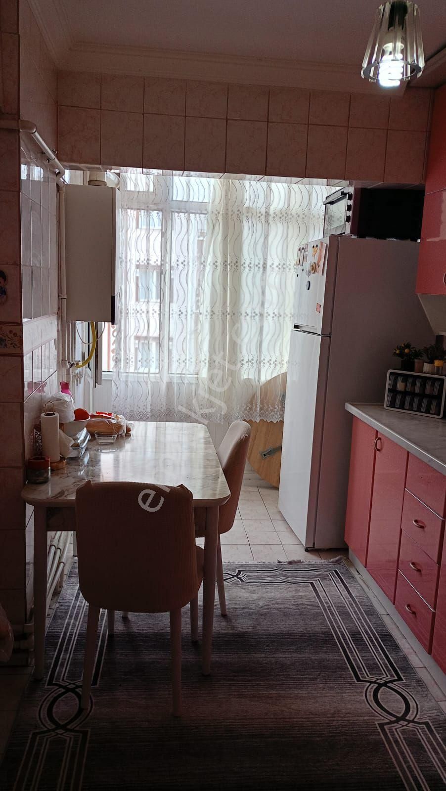 Plevne Mah*cadde Üzeri*2.ara Kat*110 M²*merkezi Konum*3+1*iskanlı*kredi Limiti Yok*çift Balkon - Görsel 6