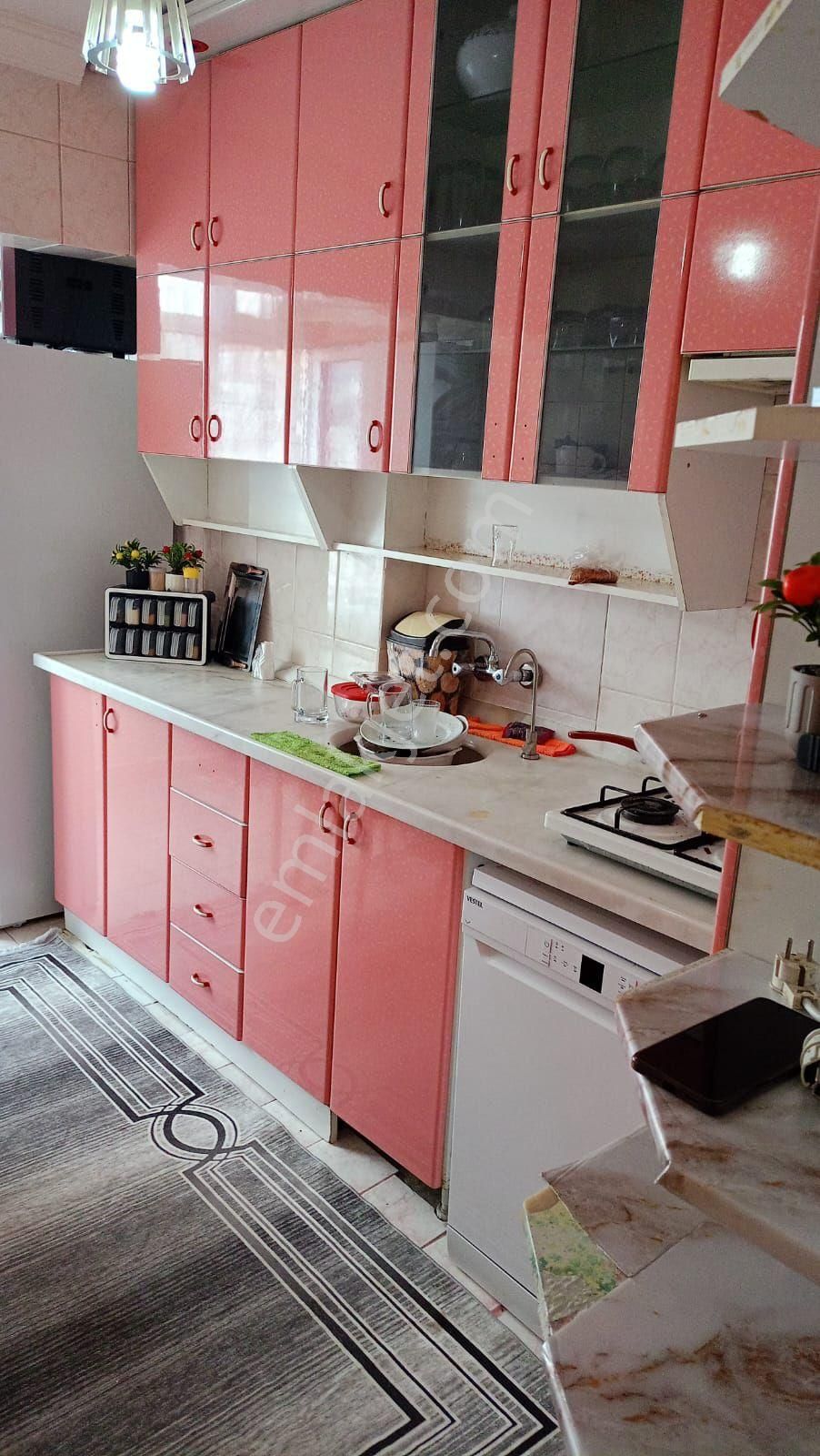 Plevne Mah*cadde Üzeri*2.ara Kat*110 M²*merkezi Konum*3+1*iskanlı*kredi Limiti Yok*çift Balkon - Görsel 5