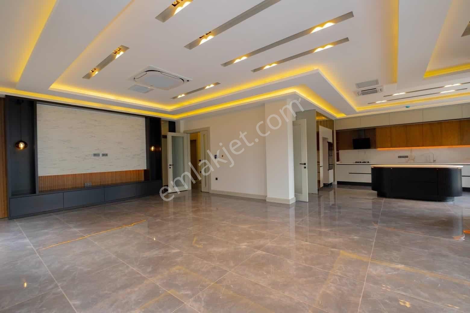 Acil Satılık Döşemealtı Yalınlı Mah. 5+1 Ultra Lüks Villa - Görsel 8