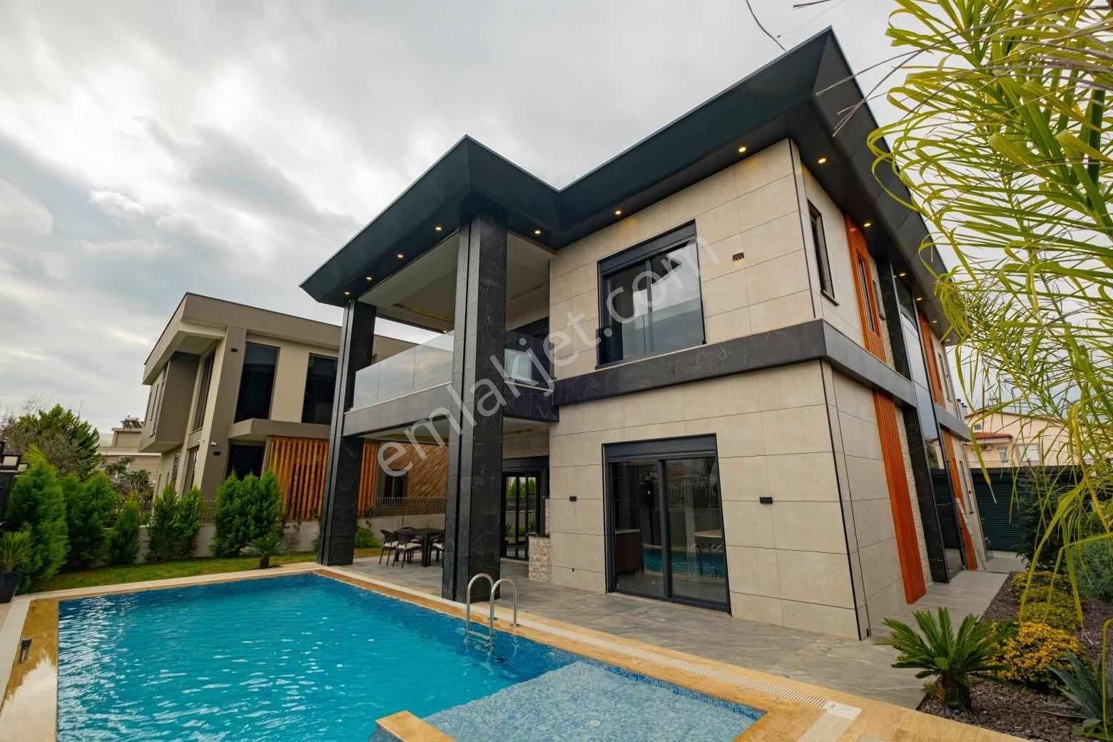 Acil Satılık Döşemealtı Yalınlı Mah. 5+1 Ultra Lüks Villa - Görsel 22