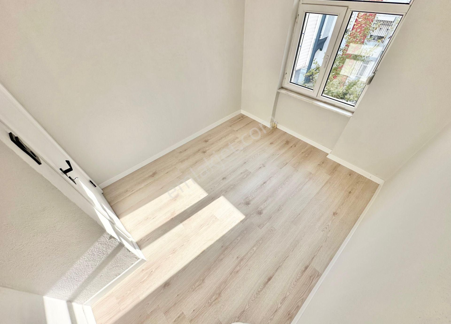 ꧁ay Emlaktan꧂ Akçay'da Ön Cephe Arakat İçi Komple Yapılı Panjurlu Satılık 3+1 Geniş Daire - Görsel 26