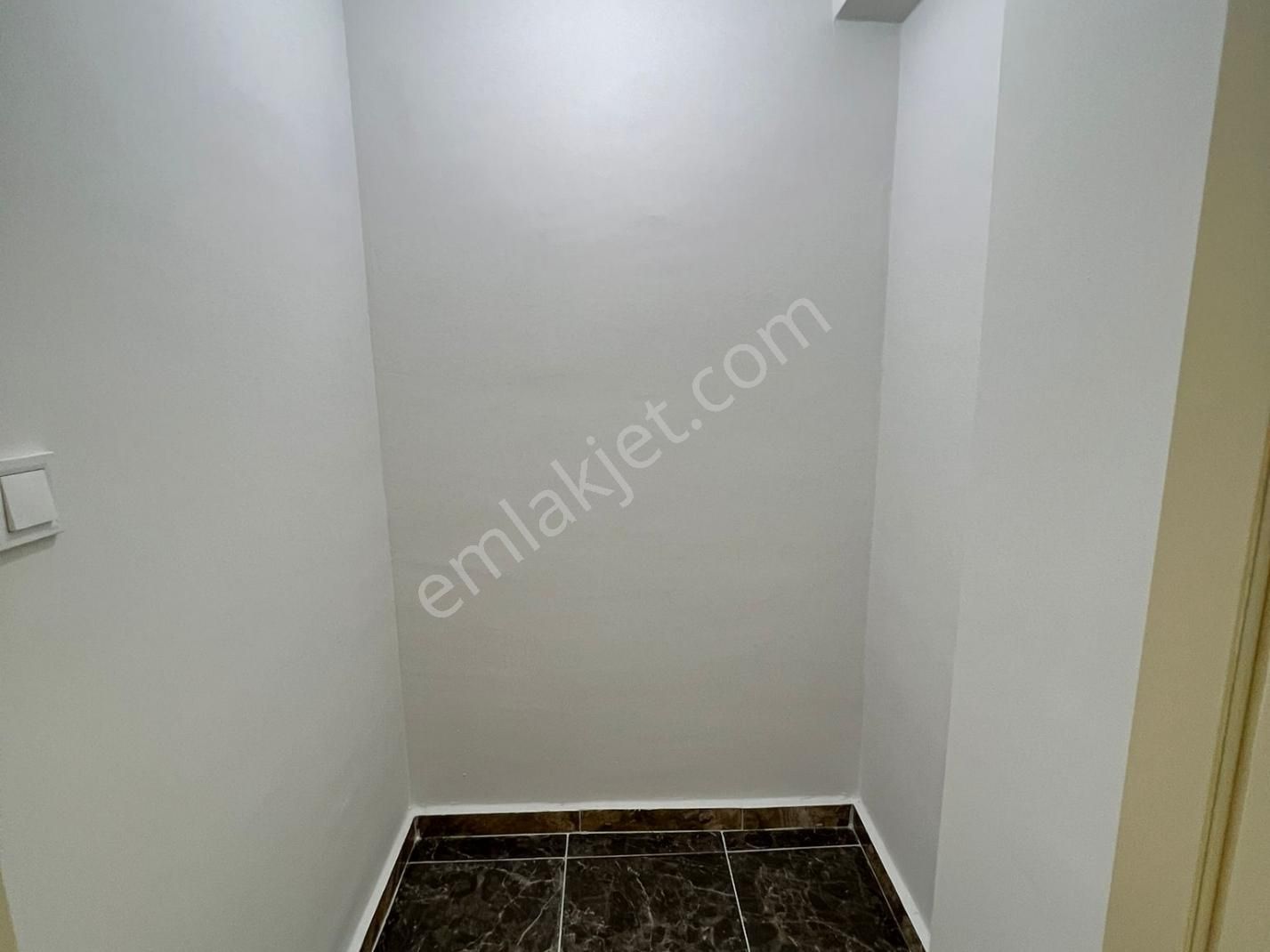 Kr Unıty'den Batıkent Mh.de Kiralık 2+0 Daire - Görsel 4