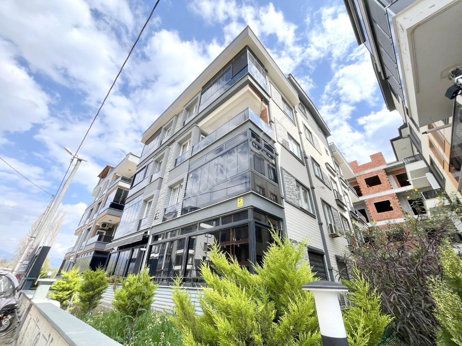 🏡 Referans'tan Akçay'da Kombili Cam Balkonlu 1+1 Daire - Görsel 23