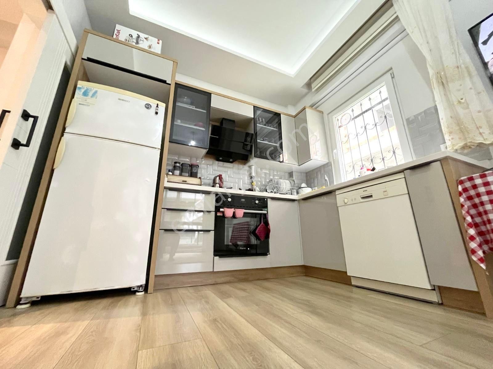 🏡 Referans'tan Akçay'da Kombili Cam Balkonlu 1+1 Daire - Görsel 9