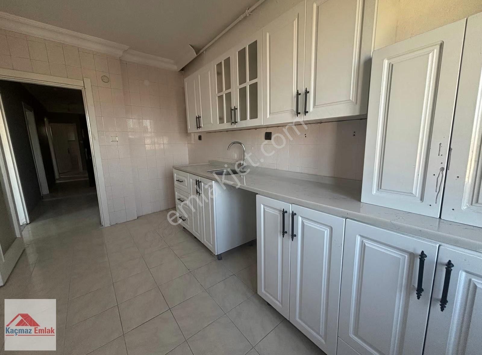 Kaçmazdan _3+1 Asansörlü İçi Boş Oturuma Hazır Kiralık Dairemiz - Görsel 2