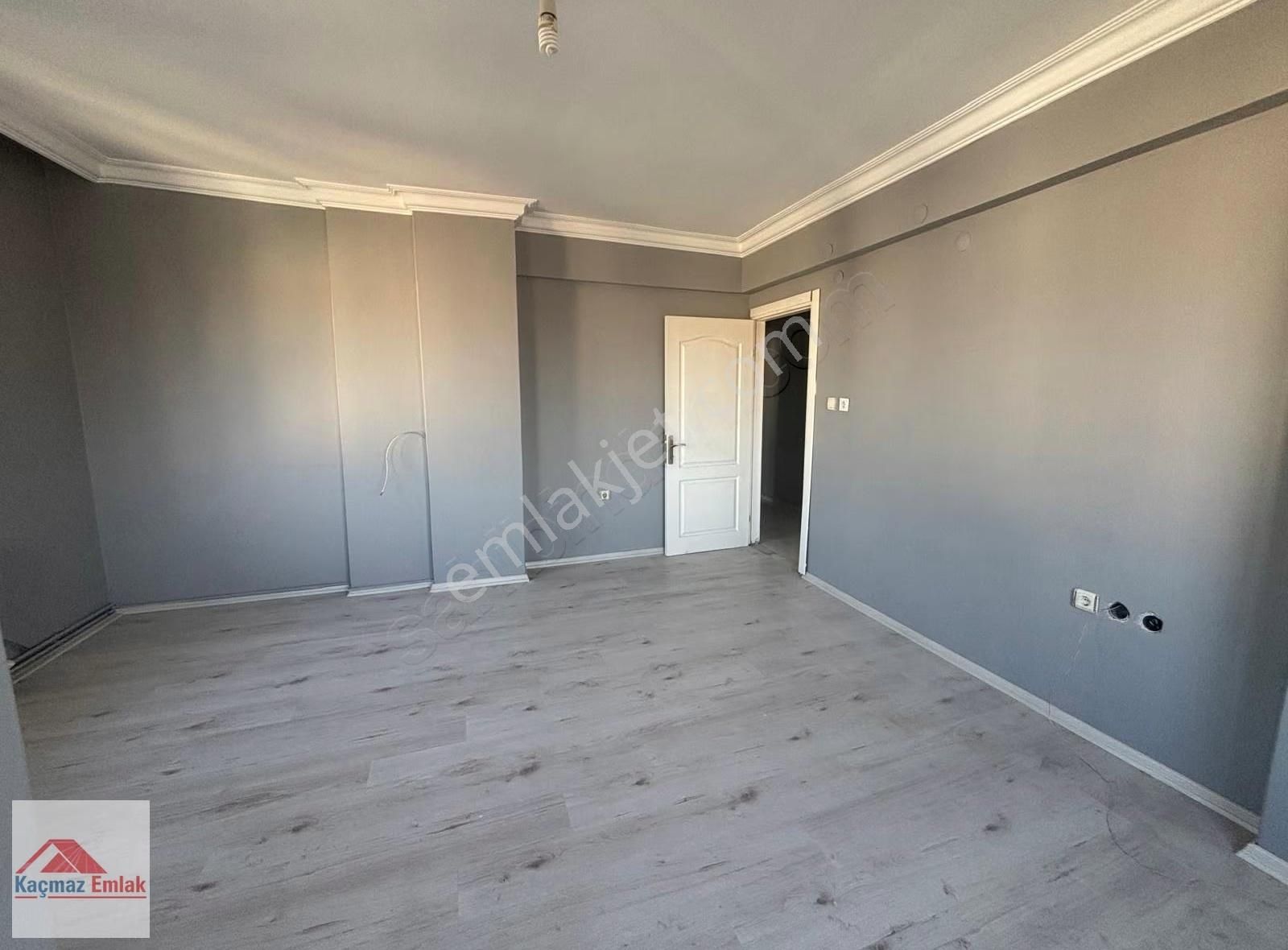 Kaçmazdan _3+1 Asansörlü İçi Boş Oturuma Hazır Kiralık Dairemiz - Görsel 16