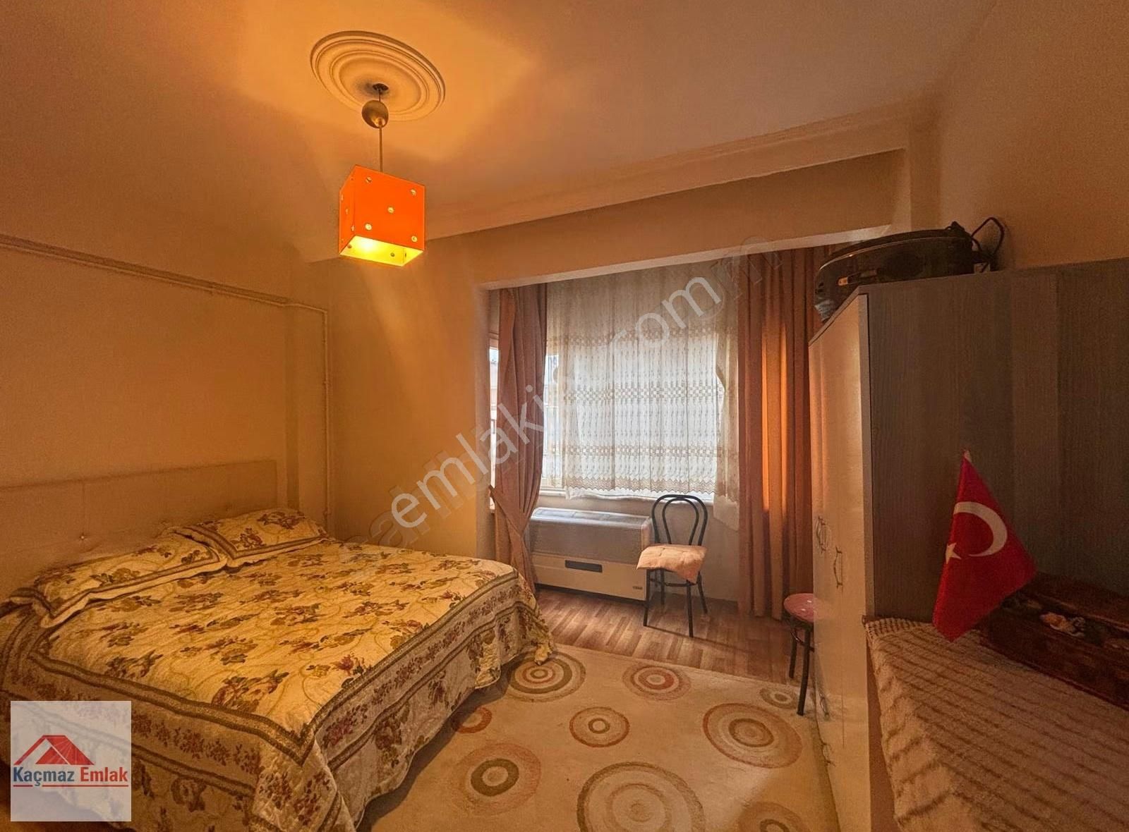 Dikkat !!! Fırsat Acill Kadıköyde Satılık 2+1 Eşyalı Dairemiz - Görsel 3