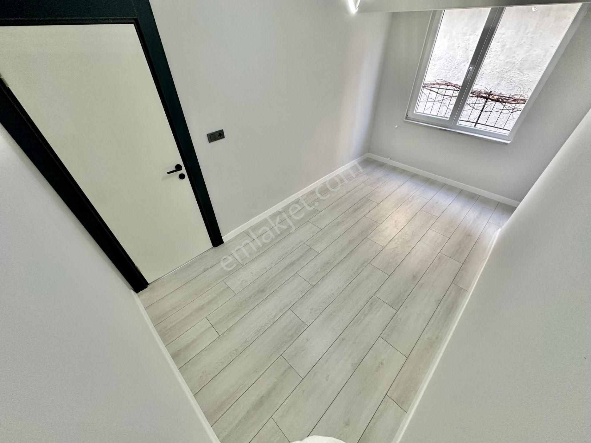 ꧁ay Emlaktan꧂akçay Merkezde Denize 100 Mt Ahçe Kullanımlı Müstakil Tadında Satılık 2+1 Lüx Daire - Görsel 7