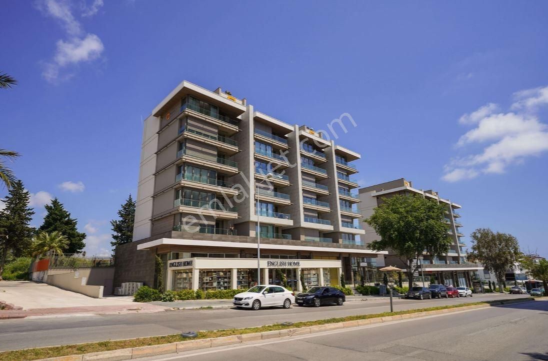 Özpınarlar Casa Lara Sitesinde Deniz Manzaralı 2+1 Satılık