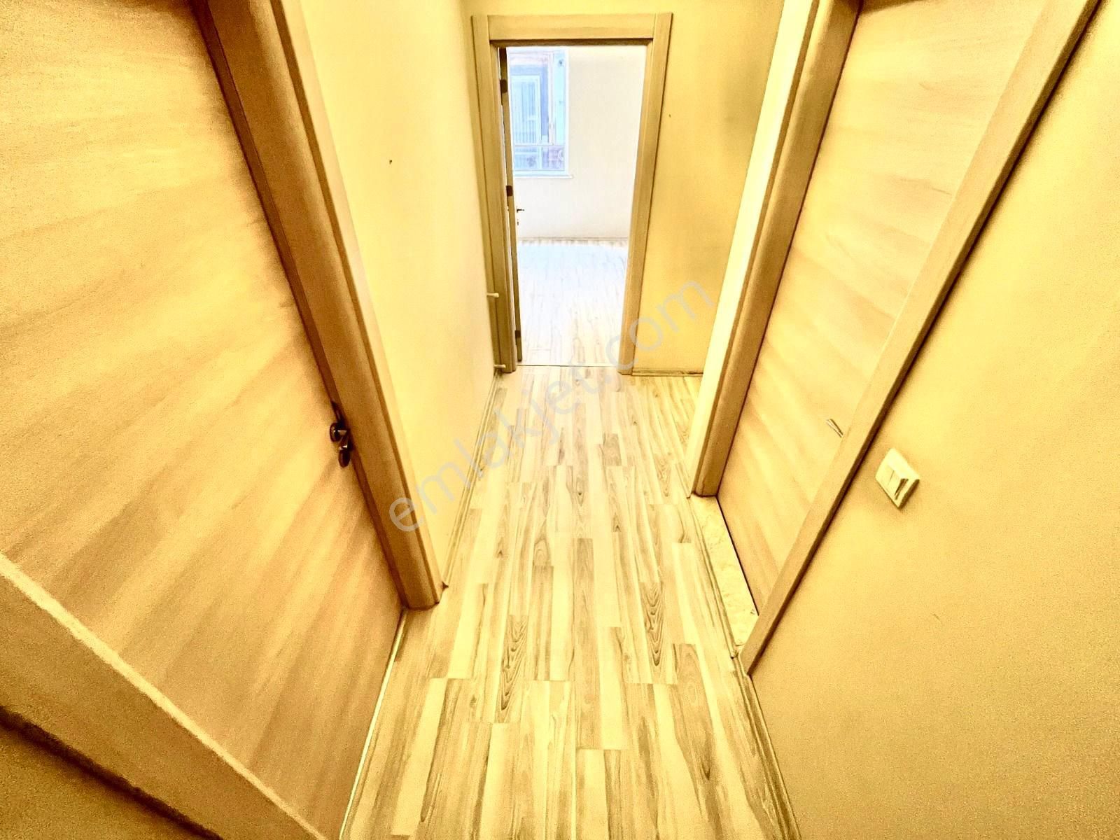 🏡 Referans'tan Altınkum'da Ara Kat Asansörlü Şık Tasarımlı 1+1 Daire - Görsel 4