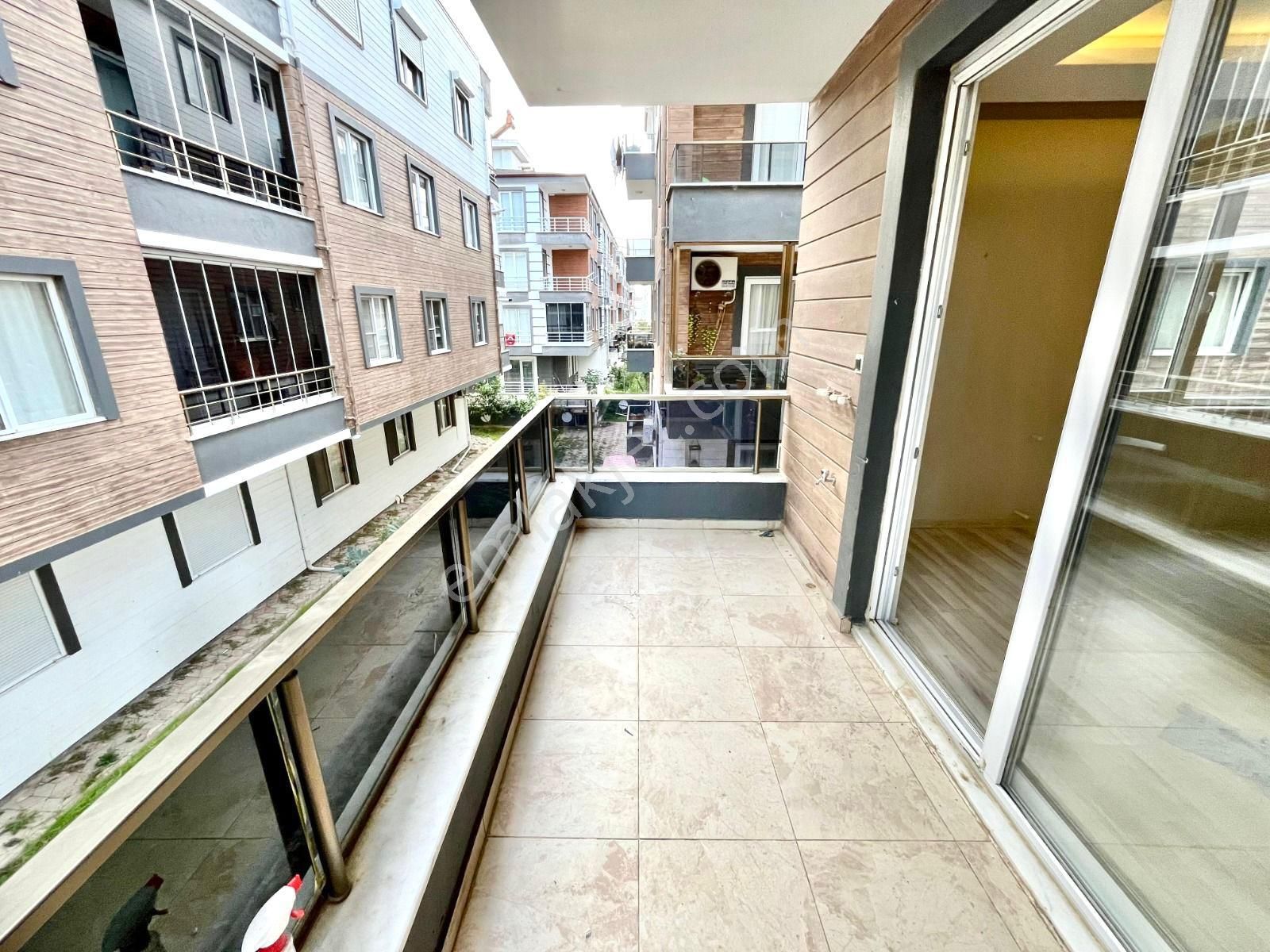 🏡 Referans'tan Altınkum'da Ara Kat Asansörlü Şık Tasarımlı 1+1 Daire - Görsel 16