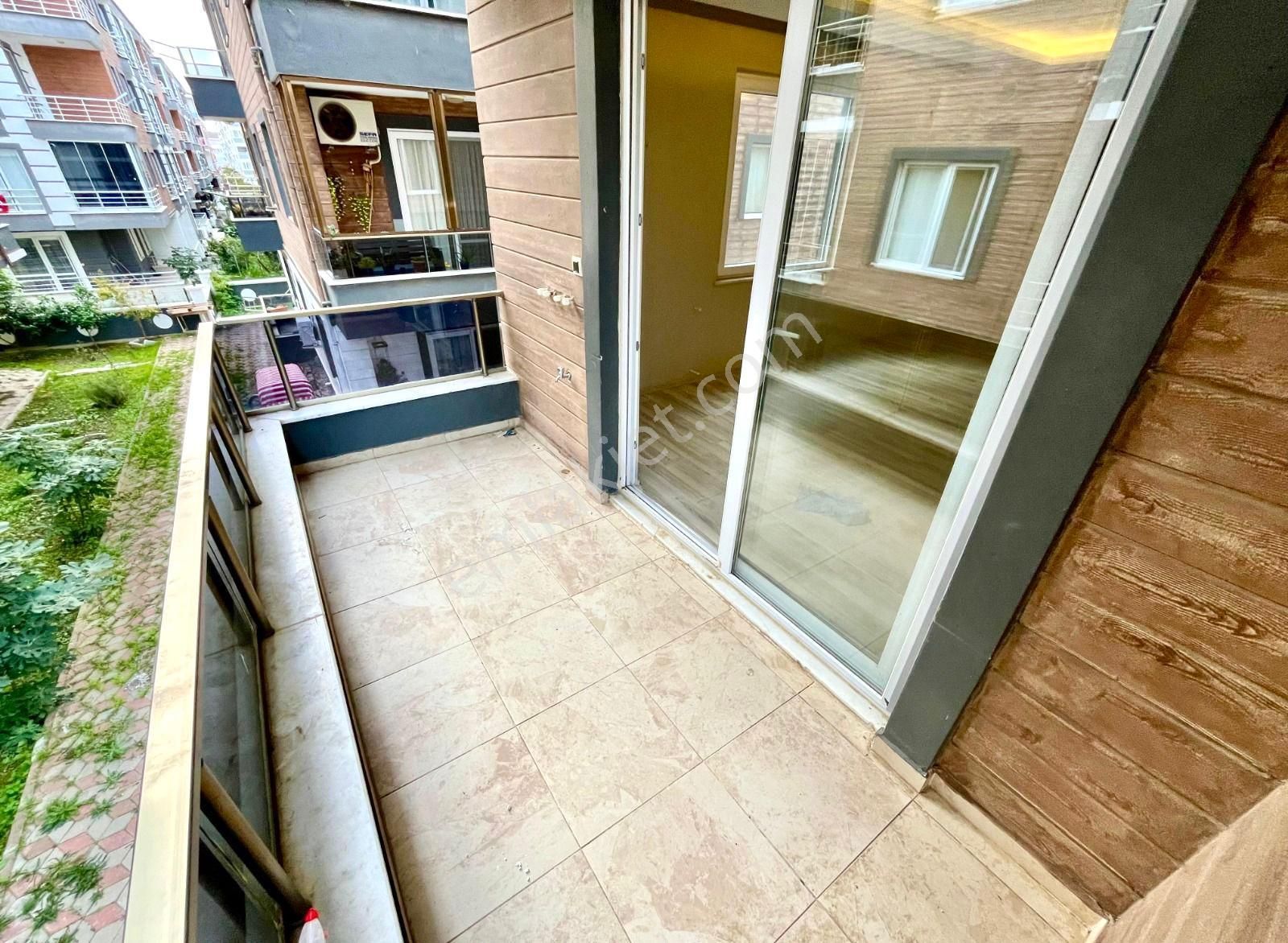 🏡 Referans'tan Altınkum'da Ara Kat Asansörlü Şık Tasarımlı 1+1 Daire - Görsel 15