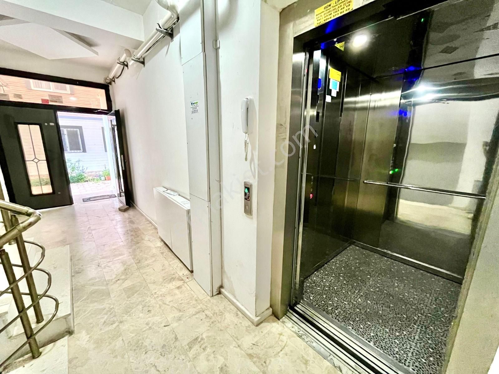 🏡 Referans'tan Altınkum'da Ara Kat Asansörlü Şık Tasarımlı 1+1 Daire - Görsel 6