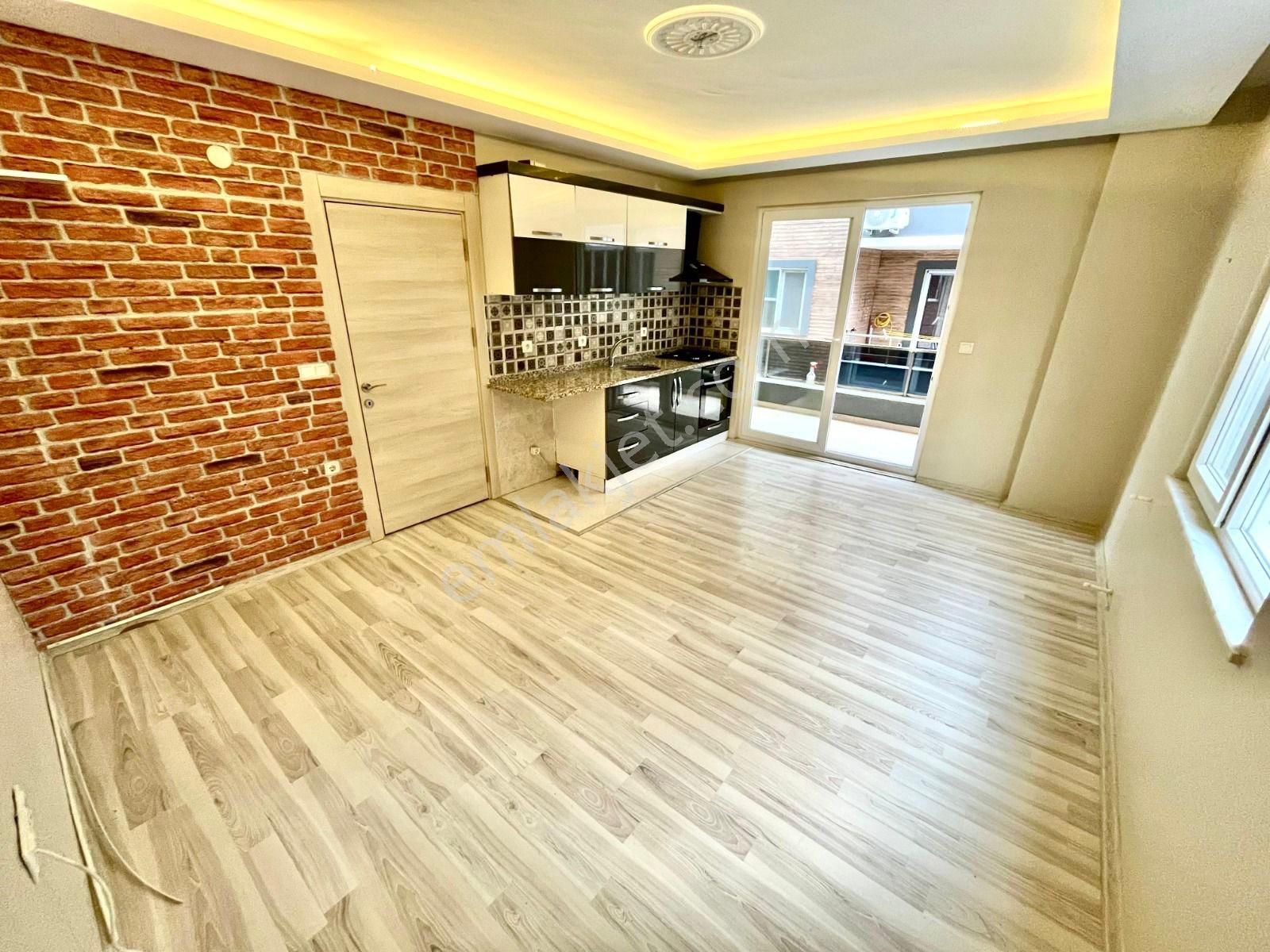 🏡 Referans'tan Altınkum'da Ara Kat Asansörlü Şık Tasarımlı 1+1 Daire - Görsel 17