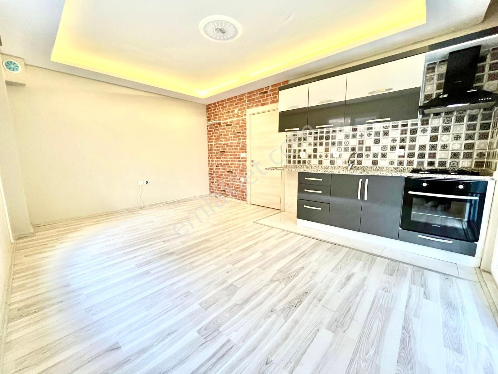 🏡 Referans'tan Altınkum'da Ara Kat Asansörlü Şık Tasarımlı 1+1 Daire - Görsel 33