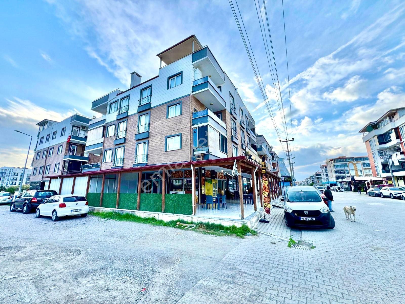 🏡 Referans'tan Altınkum'da Ara Kat Asansörlü Şık Tasarımlı 1+1 Daire - Görsel 8