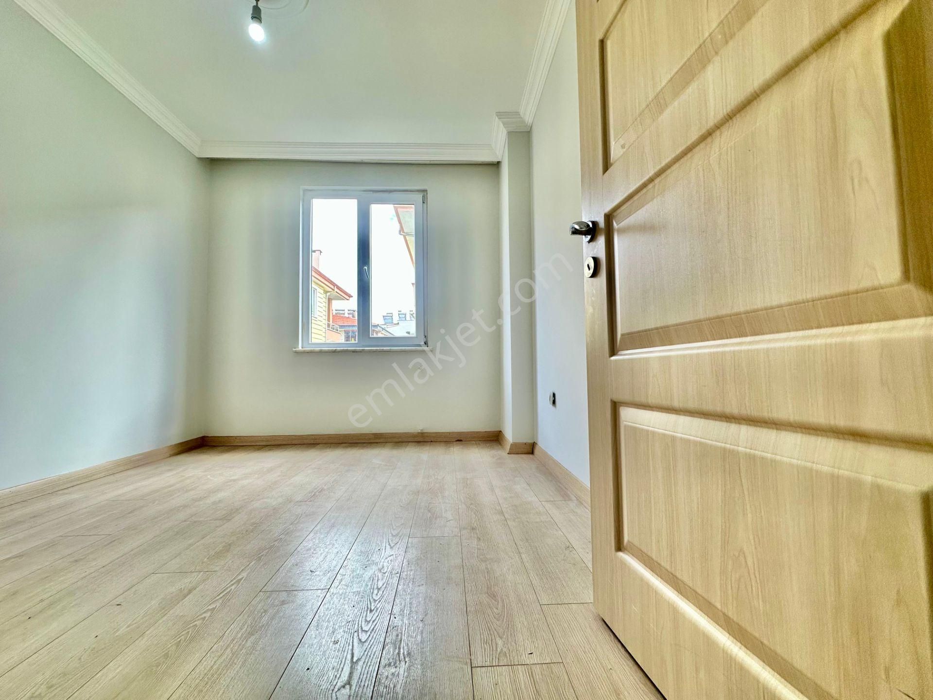 ꧁ay Emlak'tan꧂akçay'da Arakat Ayrı Mutfaklı Geniş Kapalı Balkonlu Arakat Satılık 2+1 Geniş Daire - Görsel 32