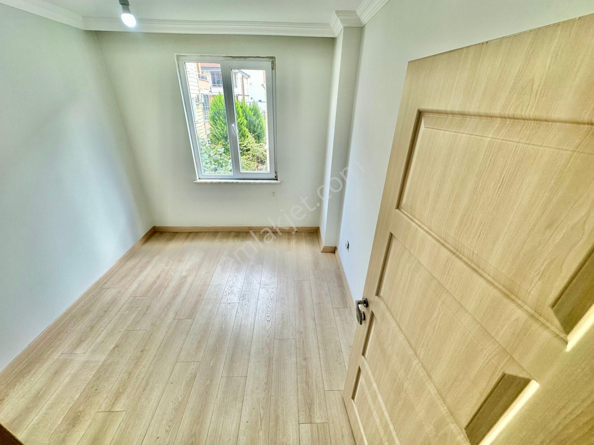 ꧁ay Emlak'tan꧂akçay'da Arakat Ayrı Mutfaklı Geniş Kapalı Balkonlu Arakat Satılık 2+1 Geniş Daire - Görsel 34