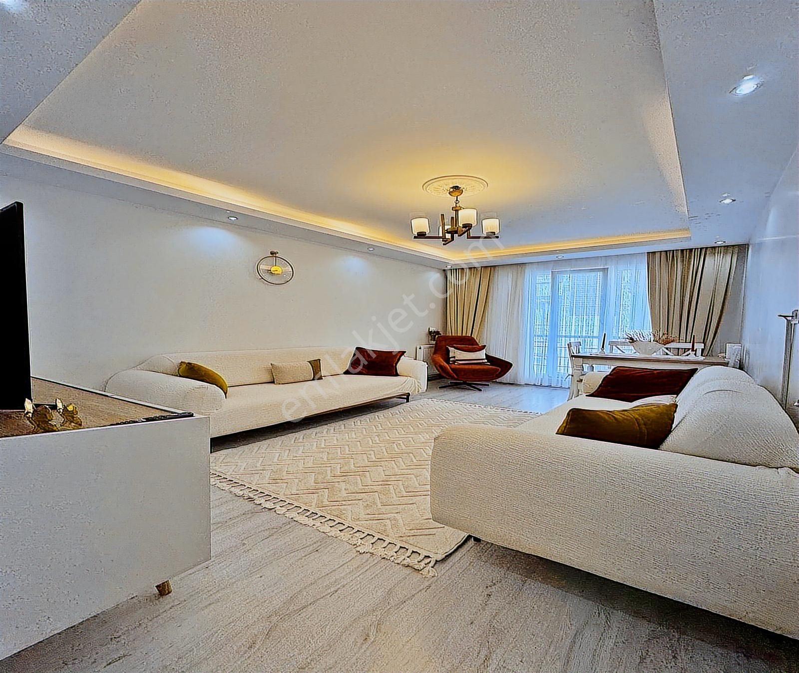 Barbaros H.p Mah. 2+1 Asansörlü Balkonlu Kat.2 3.220.000tl