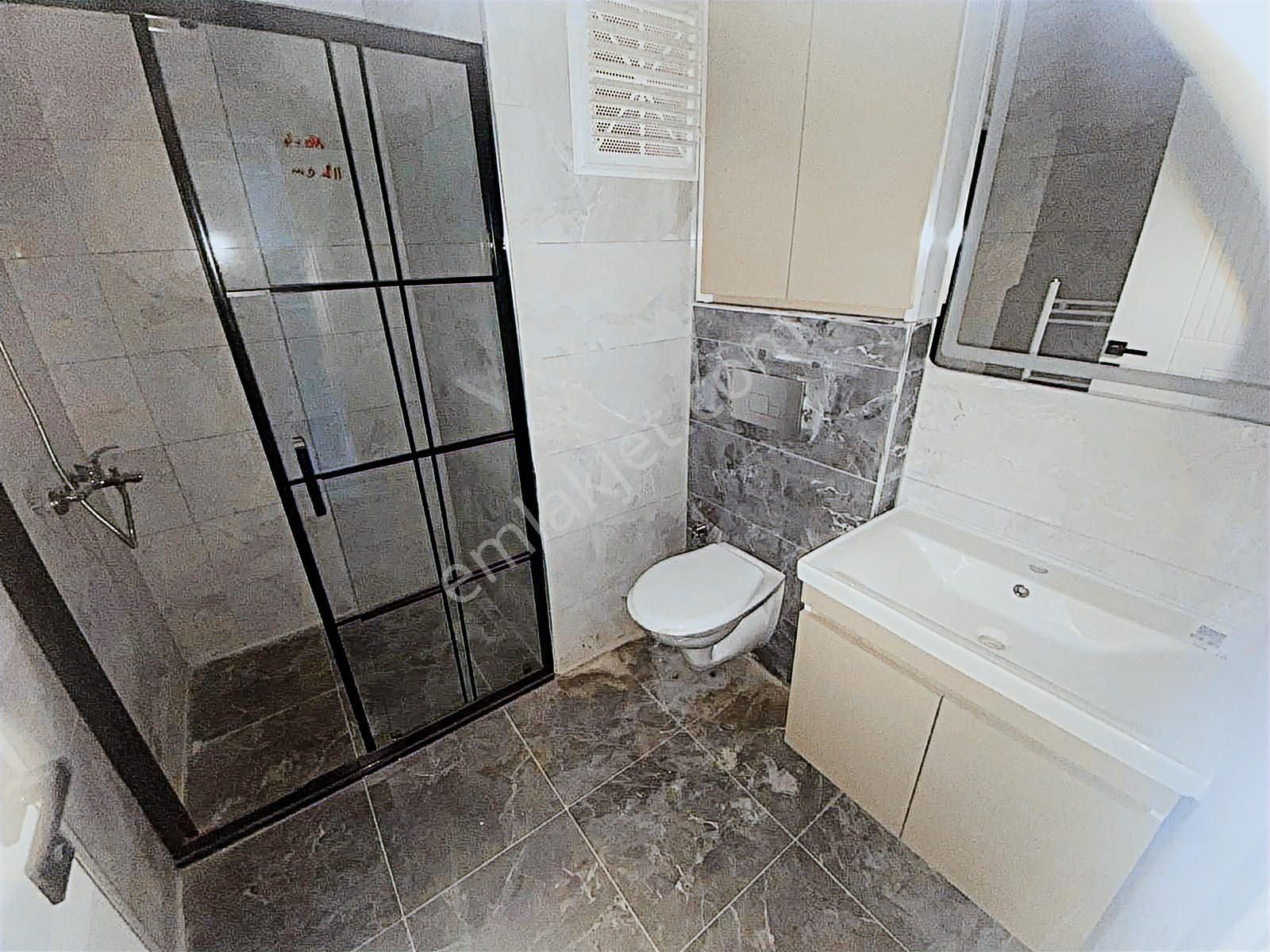 İncek Emlak'tan Cam Balkonlu Masrafsız Geniş M2 1+1 Daire - Görsel 24