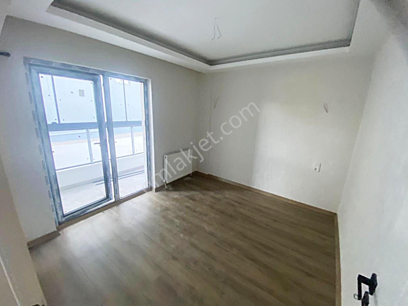 İncek Emlak'tan Cam Balkonlu Masrafsız Geniş M2 1+1 Daire - Görsel 14