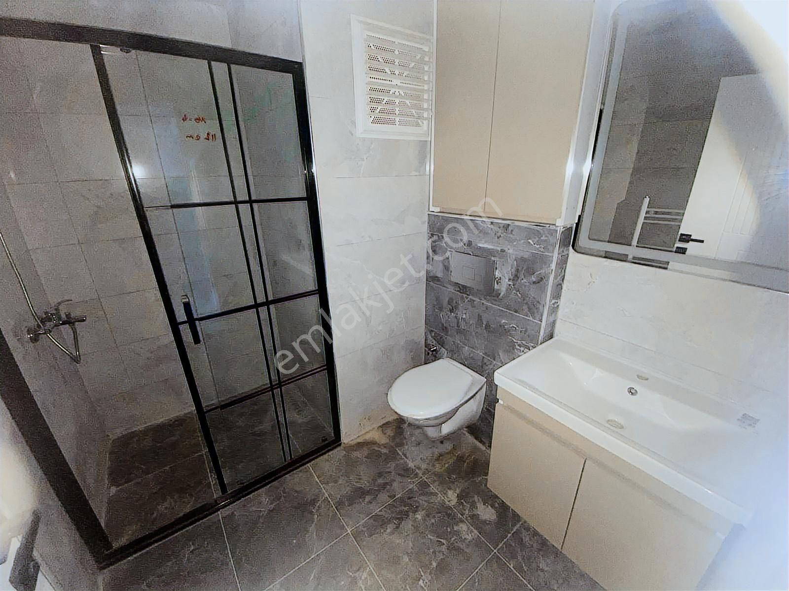 İncek Emlak'tan Cam Balkonlu Masrafsız Geniş M2 1+1 Daire - Görsel 31