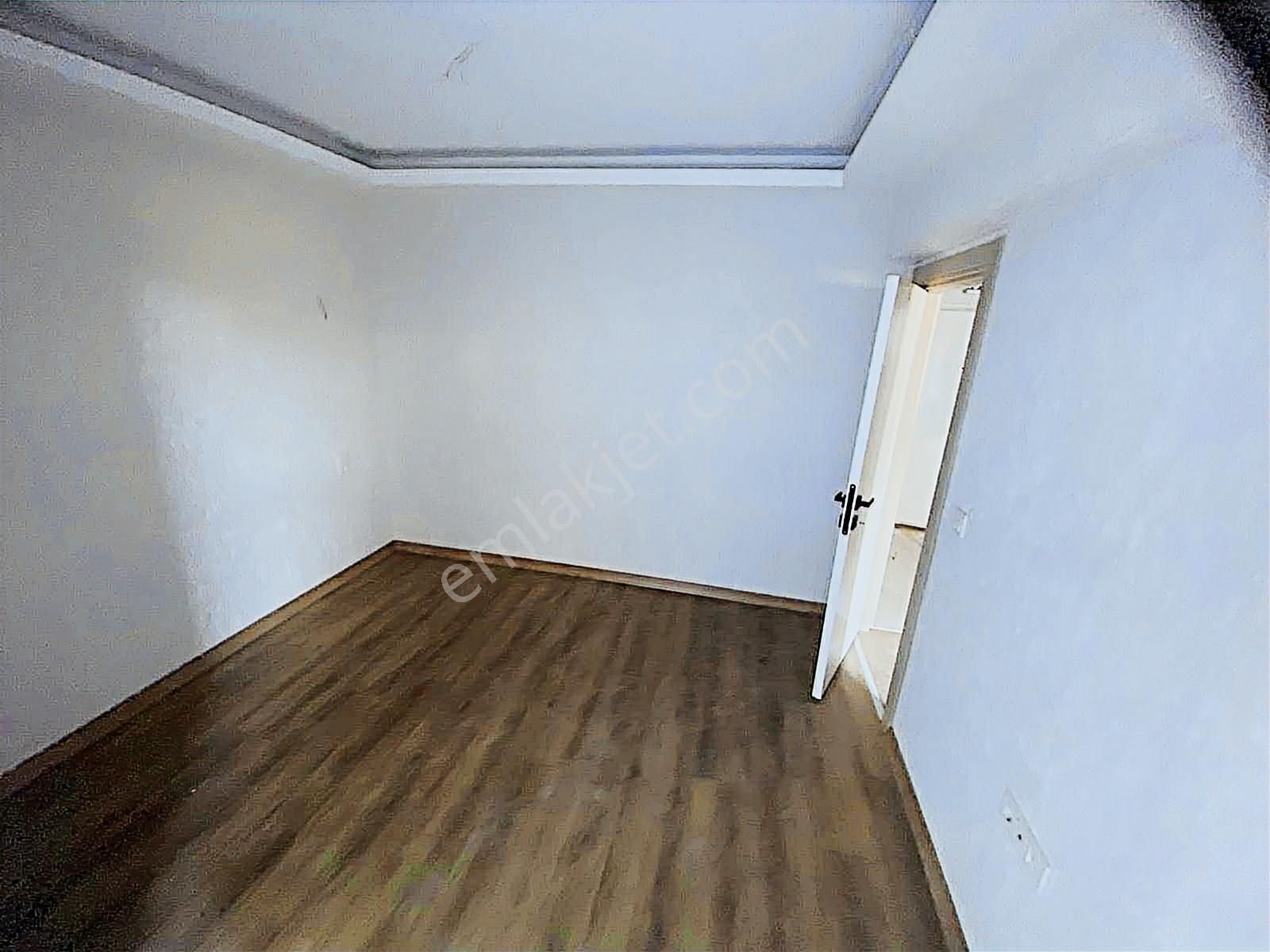 İncek Emlak'tan Cam Balkonlu Masrafsız Geniş M2 1+1 Daire - Görsel 10