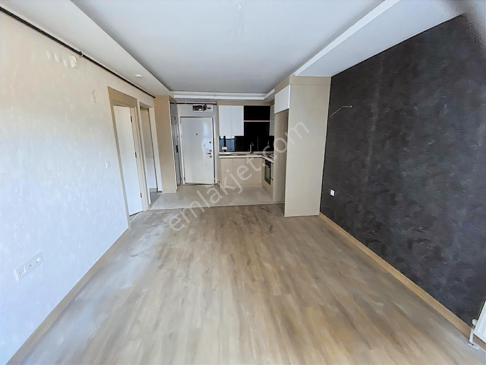 İncek Emlak'tan Cam Balkonlu Masrafsız Geniş M2 1+1 Daire - Görsel 17