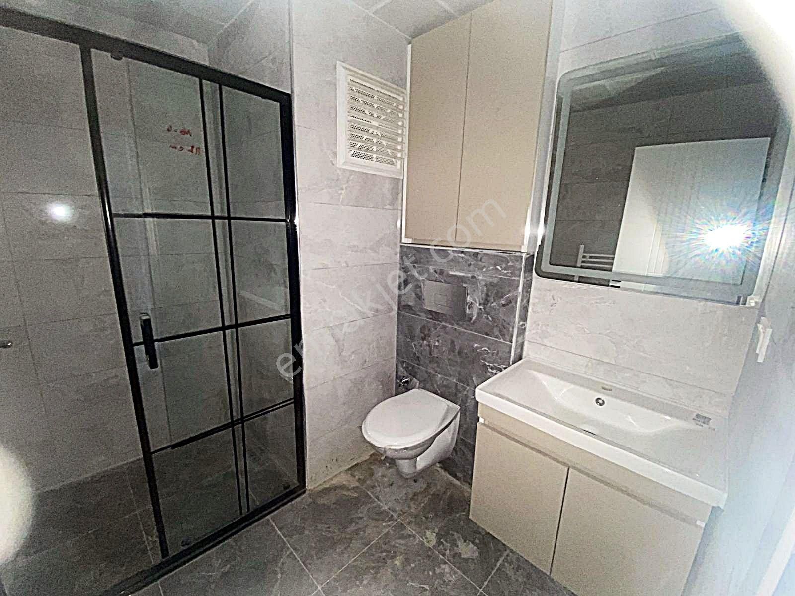 İncek Emlak'tan Cam Balkonlu Masrafsız Geniş M2 1+1 Daire - Görsel 8