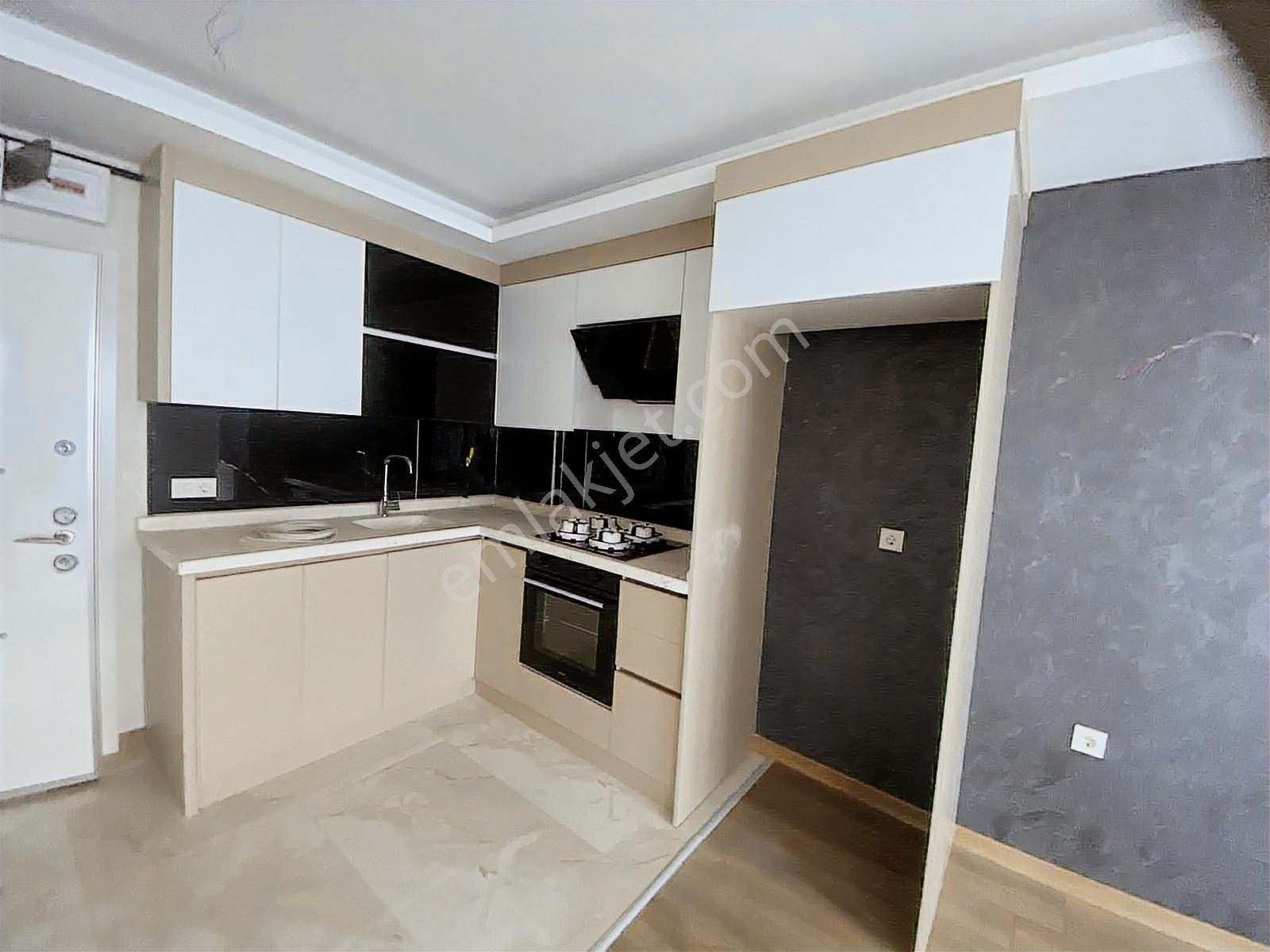 İncek Emlak'tan Cam Balkonlu Masrafsız Geniş M2 1+1 Daire - Görsel 39