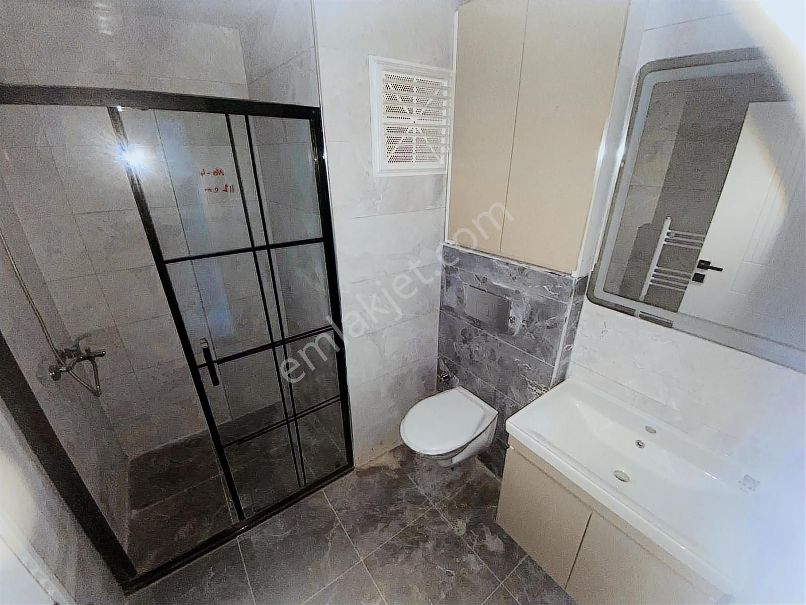 İncek Emlak'tan Cam Balkonlu Masrafsız Geniş M2 1+1 Daire - Görsel 23