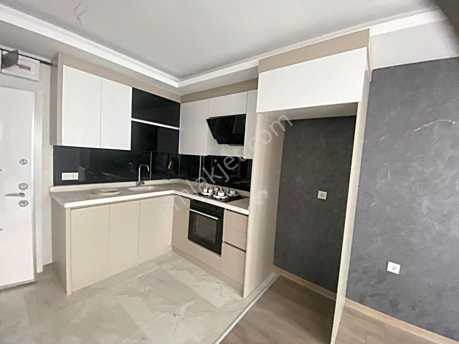 İncek Emlak'tan Cam Balkonlu Masrafsız Geniş M2 1+1 Daire - Görsel 13