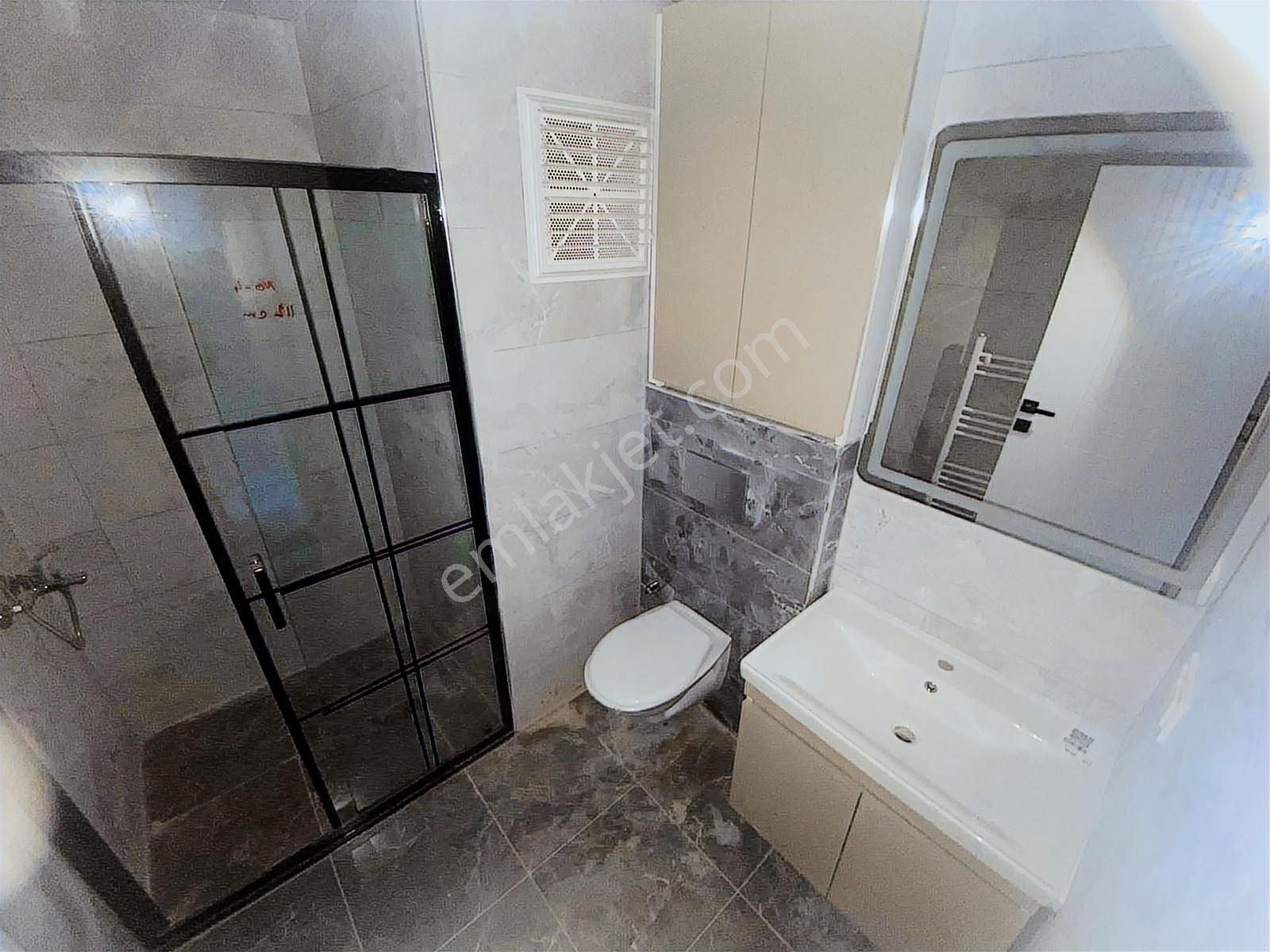 İncek Emlak'tan Cam Balkonlu Masrafsız Geniş M2 1+1 Daire - Görsel 15