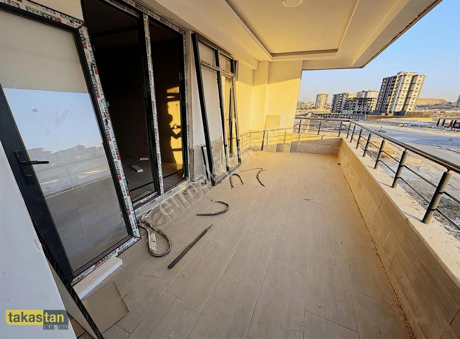 Stadyum Yakını Yerden Isıtma Arakat Merkezi Lokasyon Sıfır - Görsel 27