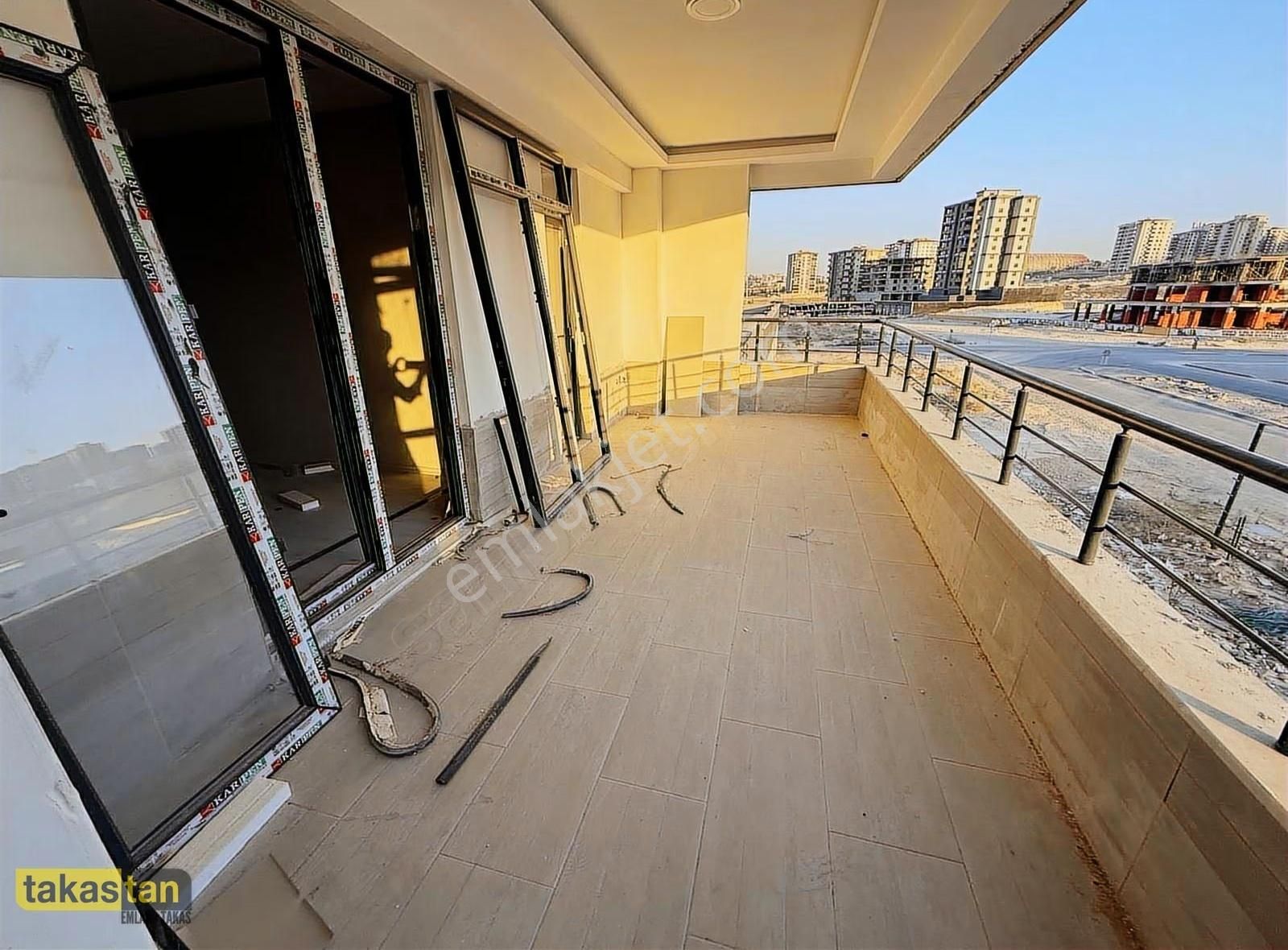 Stadyum Yakını Yerden Isıtma Arakat Merkezi Lokasyon Sıfır - Görsel 20