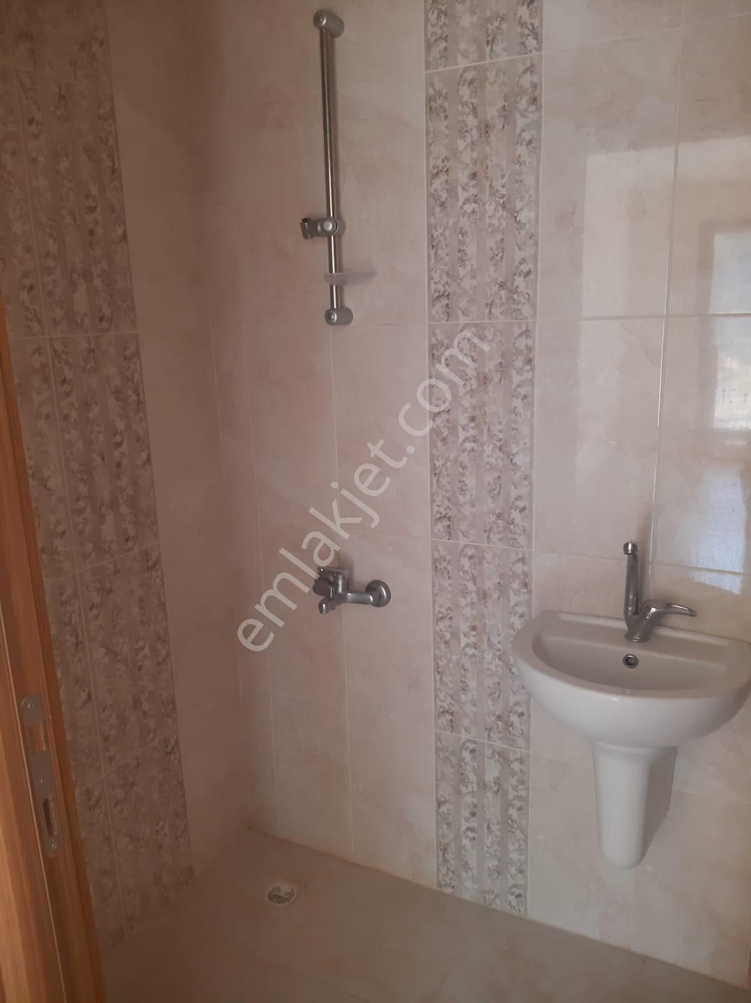 Sülünoğlu Emlak.tan Y.yahyalar Mah Kiralık 3+1 Daire - Görsel 2