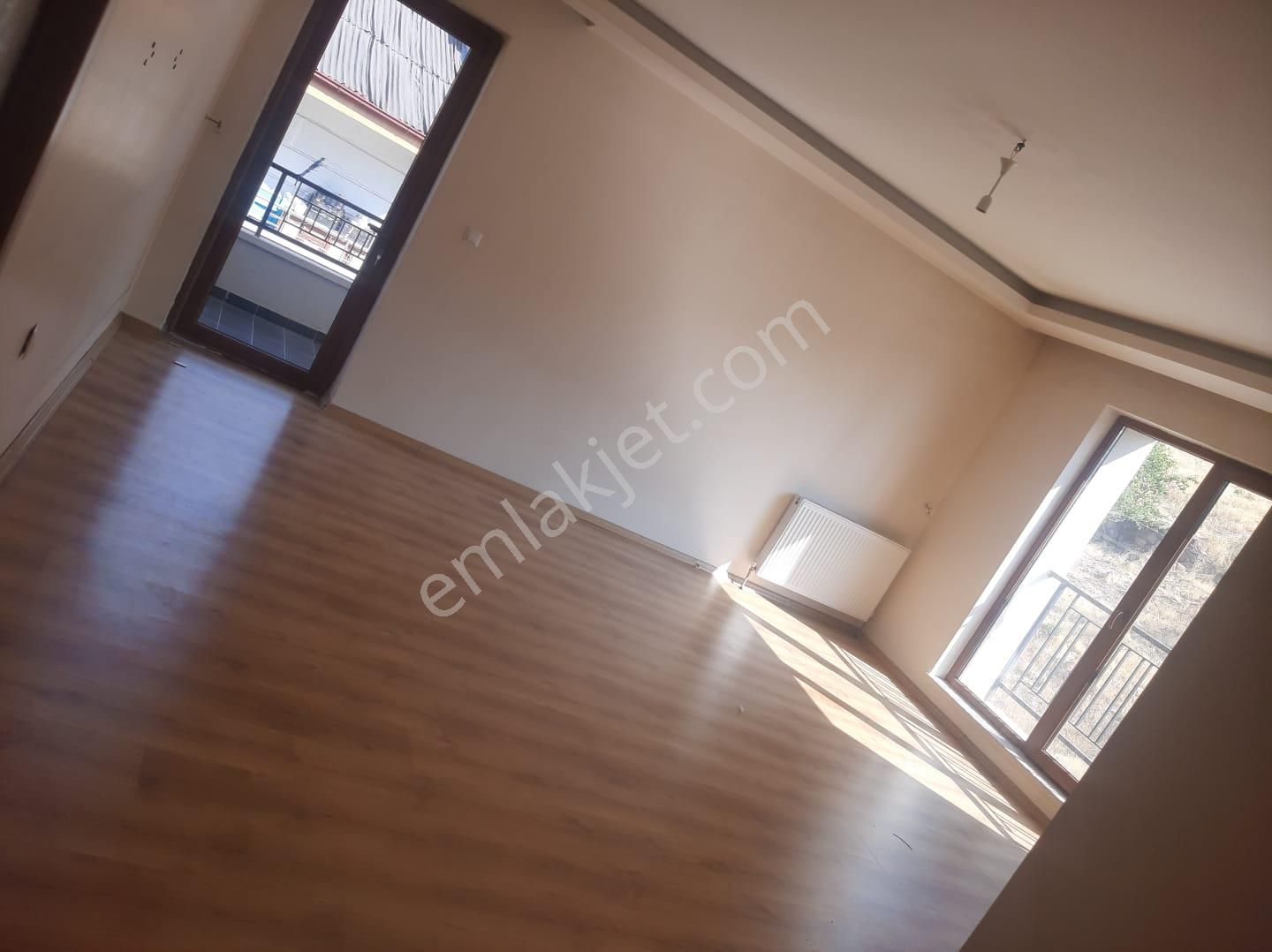 Sülünoğlu Emlak.tan Y.yahyalar Mah Kiralık 3+1 Daire