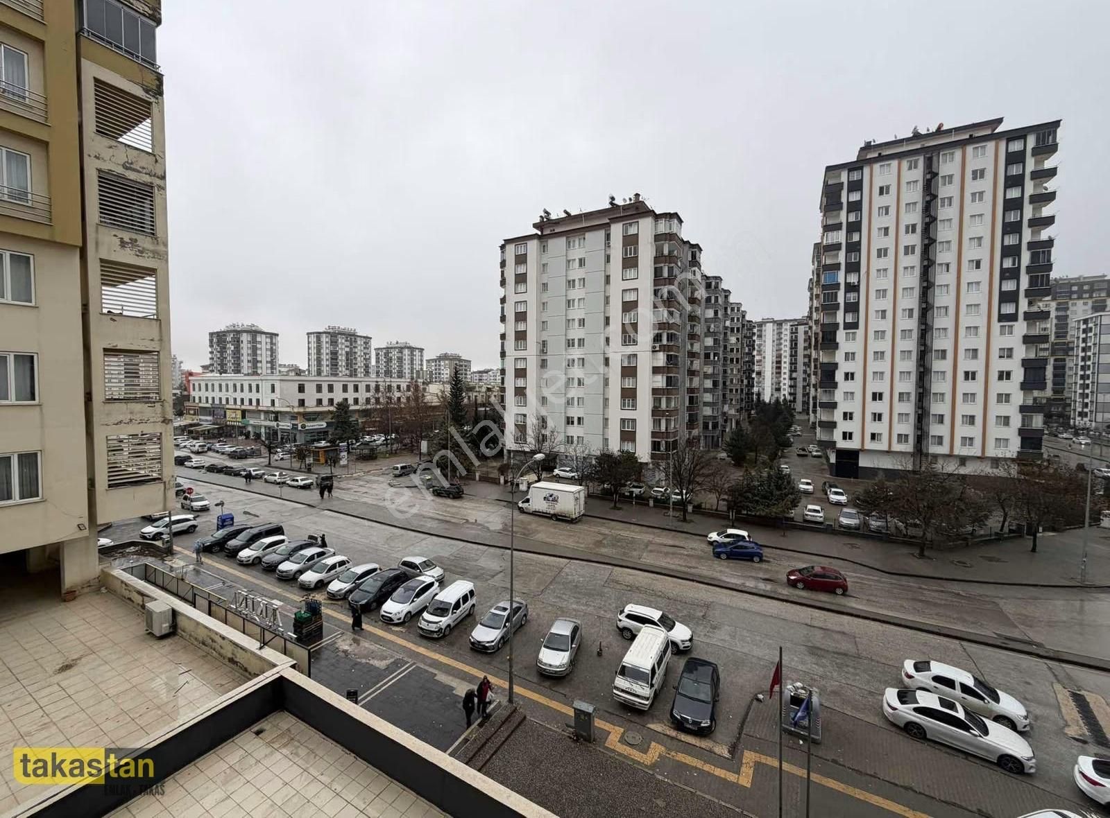 Karataş Merkez De Uzay Catı Pazarın Hemen Yanın Da Satılık 3+1 - Görsel 28