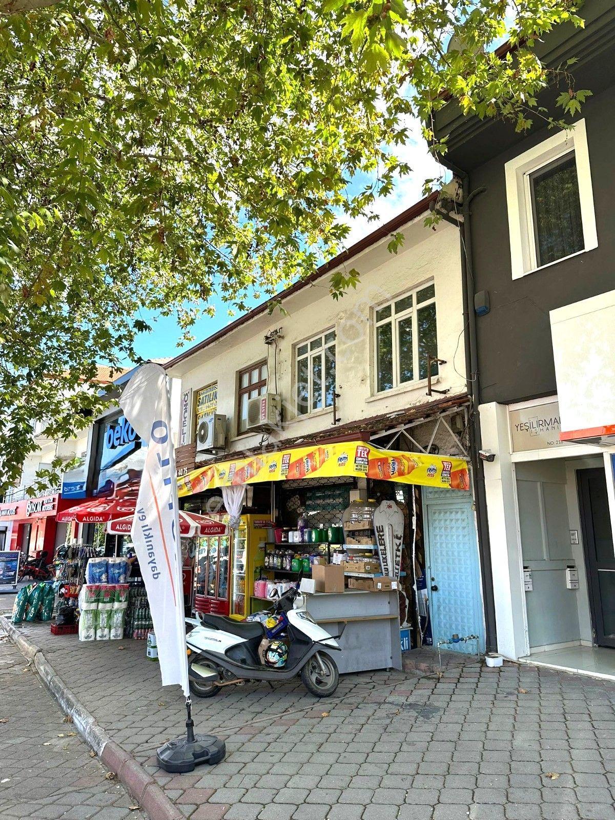 Goldhouse Dan Satılık Çarşı Caddesi Üzerinde Dükkan - Görsel 7